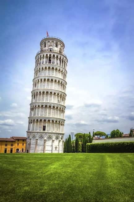 Pisa Leaning Tower & Cathedral Official Ticket - Bags, lockers, and clothing rules you must know