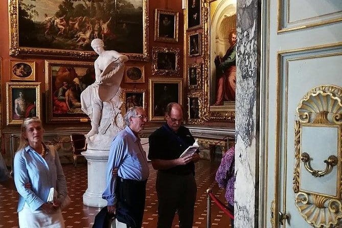 Pitti Palace, Palatina Gallery and the Medici: Arts and Power in Florence. - Getting into Pitti Palace without the wait