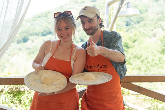 Pizza School with Wine and Limoncello Tasting in a Local Farm - Getting there: pickup, air-conditioned comfort, and the welcome drink