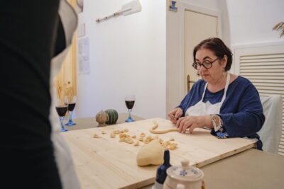 Polignano a Mare: Apulian Cooking Class with Food and Drinks - Making Orecchiette in Polignano a Mare: Why the Setting Matters