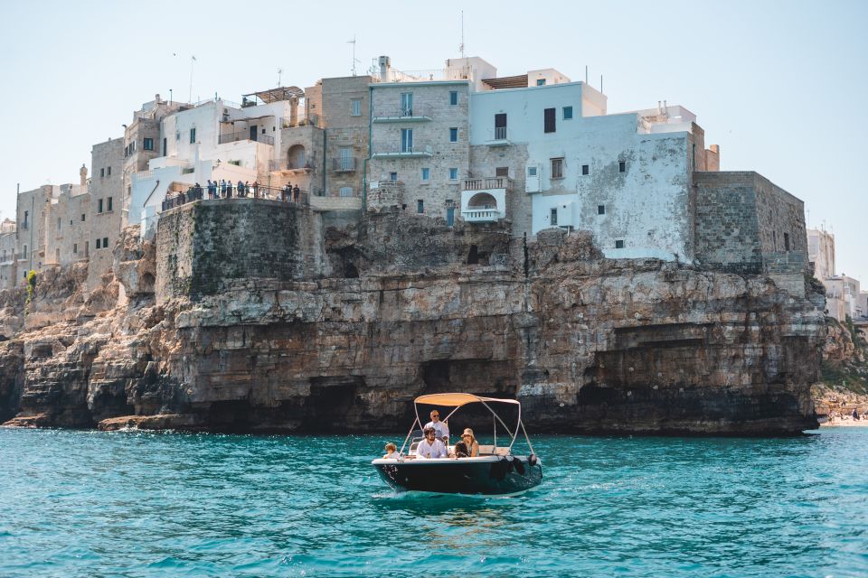 Polignano a Mare: Boat Cruise to Scenic Caves with Prosecco - Cala Ponte Marina and the 1.5-hour format