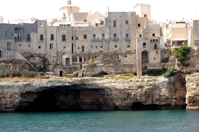 Polignano a Mare boat tour emotions, caves, diving and appetizers - Timing, Weather, and Getting the Most From the Day