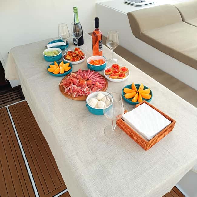 Polignano a Mare: Catamaran Tour with Aperitif & Local Food - Key Things I’d Watch For on This Almarano Catamaran Tour
