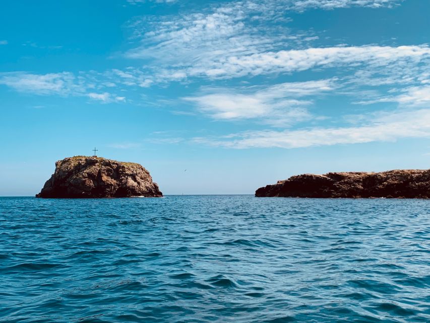 Polignano a Mare: Cave Boat Tour with Aperitif - From the Starting Port to Abbazia di San Vito: Aperitif + Your First Views