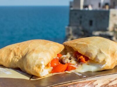 Polignano a Mare: Street Food Tour with Tastings and Wine - Meeting at Pugliamare: start point and first practical move