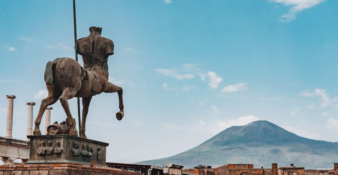Pompei: Mount Vesuvius and Pompeii with Round-Trip Transfer - Pompeii Archaeological Park with an audio guide you can steer