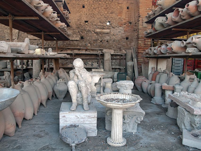 Pompei: Pompeii and Vesuvius Combo with Transfer and Tickets - What’s not included (and how to plan around it)
