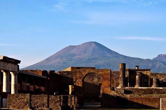 Pompeii: 2 Hour Private Tour with an Archeologist Guide - Two Hours in Pompeii: Why Private Feels Faster Than Crowds