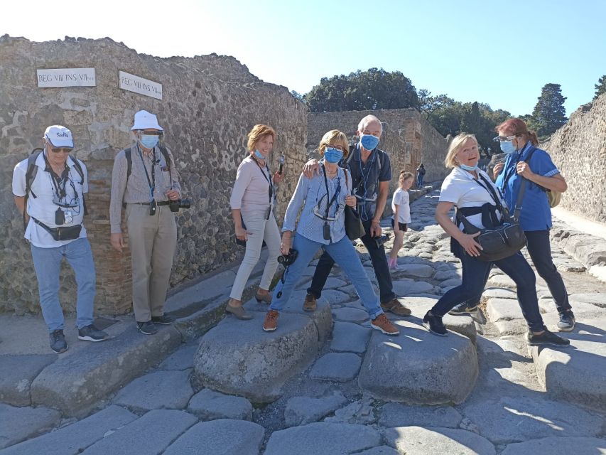 Pompeii: 3D Walking Tour with Entry Ticket - Included ticket + gear: why the $61 price can be a good deal