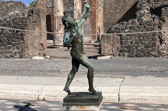 Pompeii and Naples Tour from Rome by Train with Lunch - Comfort Tips: Shoes, Toilets, and Warm-Weather Prep