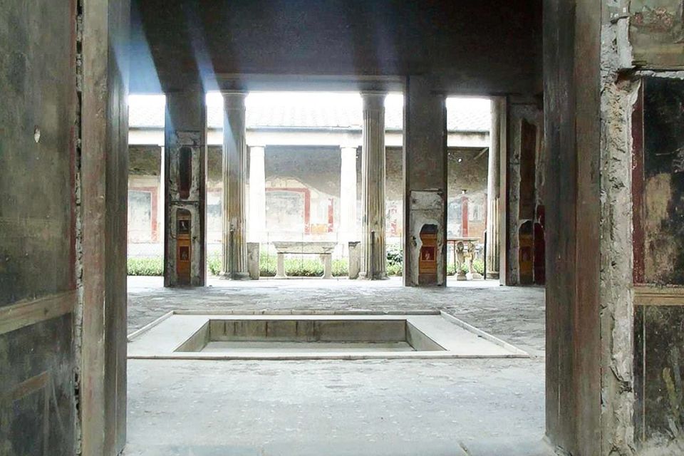 Pompeii and Vesuvius Full-Day Tour from Amalfi Coast - Pompeii ruins with headsets: how the tour helps you “read” the city