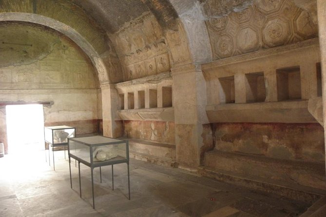 Pompeii Express Guided Tour by Train from Sorrento - The Train Ride Reality: Crowds, Standing, and Keeping Track of the Stop