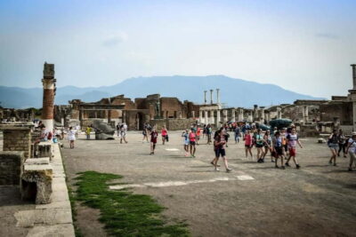 Pompeii: Group Tour with an Archeologist Guide - Starting at Tempio Travel and Getting to Porta Marina Quickly