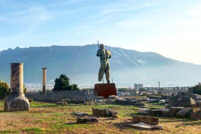 Pompeii Guided Tour From Sorrento Coast - The 2-Hour Guided Walk: Fast Orientation, Not a Full-Wipeout Marathon