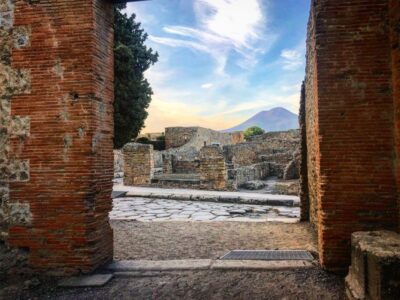 Pompeii: Guided Tour with Skip-the-Line Entry - Meeting at Ristorante Bar Sgambati (and what to watch for)