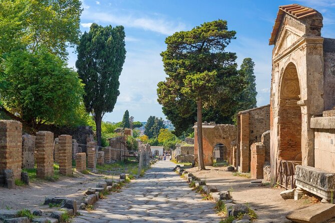 Pompeii & Herculaneum by Train from Rome with Pizza Lunch - Price and value check: what $279 buys you in real terms