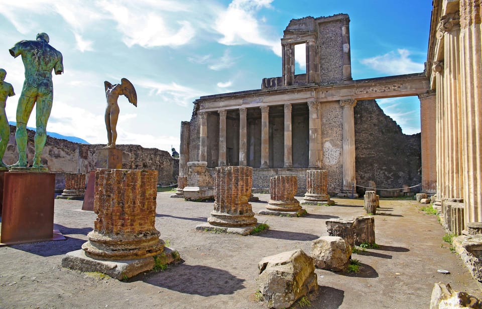 Pompeii: Skip-the-Line Entry & Audioguide - First Stop Energy: Entering Pompeii and Getting Oriented