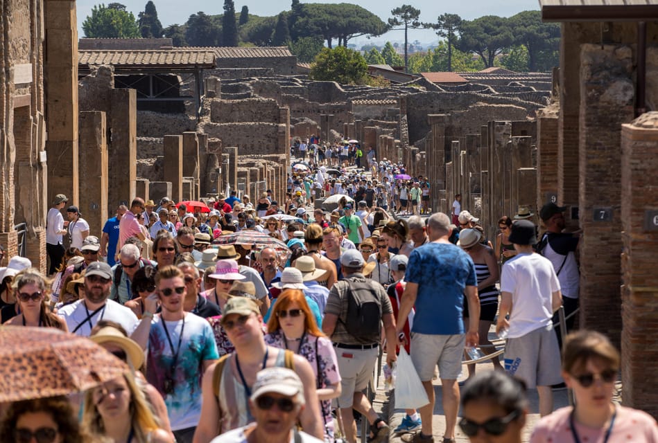 Pompeii: Skip-the-Line Entry & Audioguide - The Central Forum and Mount Vesuvius: Where the Story Clicks