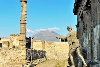Pompeii Skip-the-Line Entry Small Group Guided Tour - Where You Meet and How the Walk Unfolds