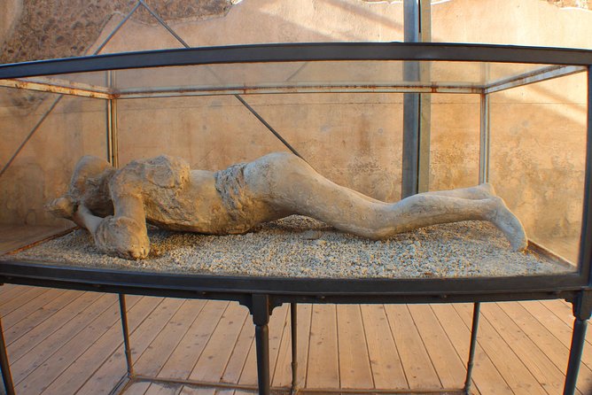 Pompeii Skip-the-Line Tour for Kids & Families with Archaelogist - Why Pompeii feels different with a kid-focused archaeologist guide