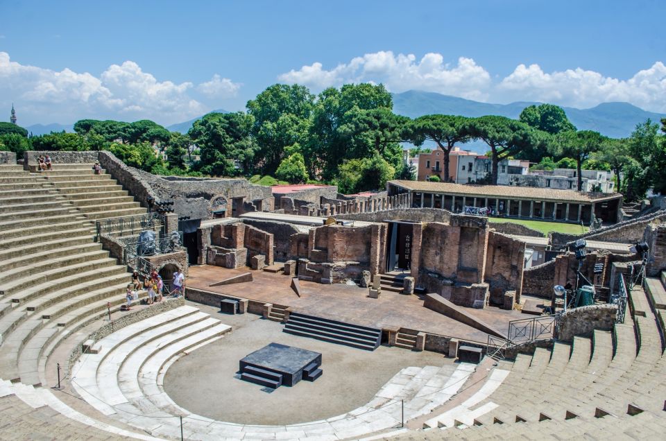 Pompeii: Small Group Guided Tour and Skip-the-Line Ticket - Key things to know before you go