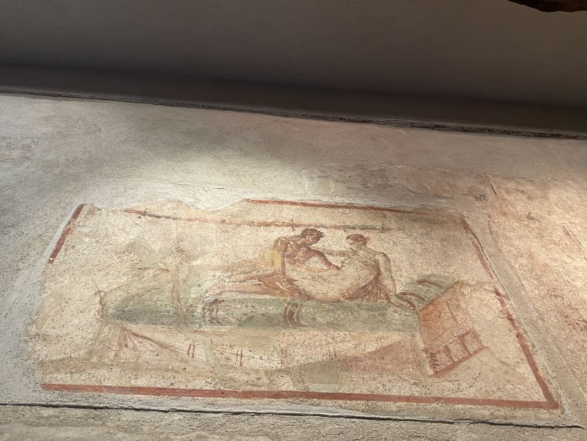 Pompeii: Small-Group Guided Tour with Skip-the-Line Ticket - Garden of the Fugitives: the human story behind the ruins