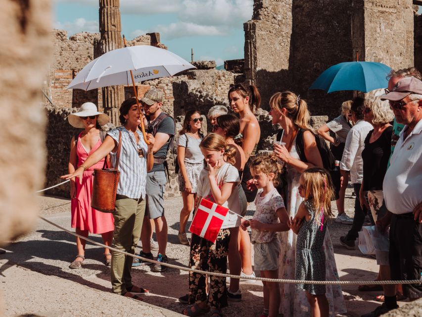 Pompeii: Small-Group Tour of Pompeii and Herculaneum - Key things that make this tour work