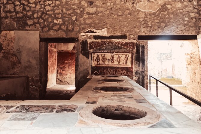 Pompeii Small Group with an Archaeologist and Skip The Line - Your 2-Hour Walk Through Pompeii’s Must-See Stops