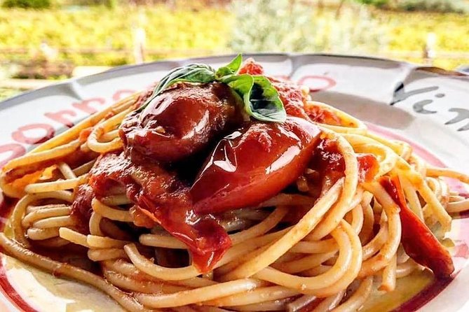 Pompeii Tour & Lunch with Wine Tasting Experience - Group Size, Guides, and Why Some Pompeii Tours Feel Better