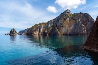 Ponza: Palmarola & Ponza Island Cruise with Swimming & Lunch - Ponza First: Pilate Caves to Capo Bianco Views