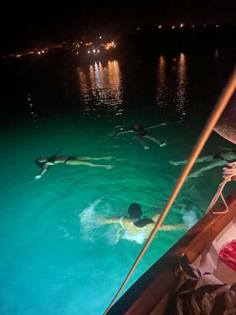 Porto San Paolo: Vintage Cruise Sunset Aperitif to Tavolara - Bring a windbreaker and a towel: the practical packing list that matters