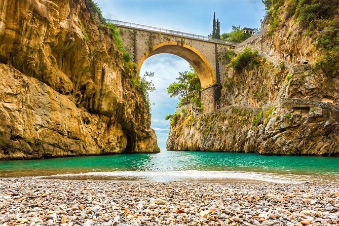 Positano & Amalfi Boat Tour from Sorrento: Swim & Light Lunch - What you eat and drink on board (and why it’s good value)