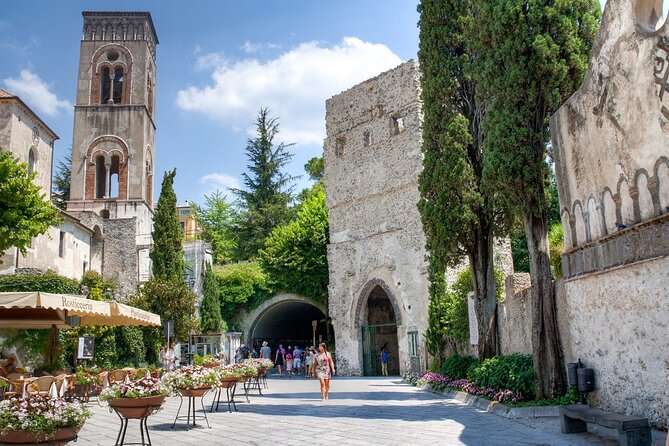 Positano, Amalfi & Ravello Group Tour with Optional Boat Ride - Positano in About an Hour: Walk the Lanes First, Then Pick a View