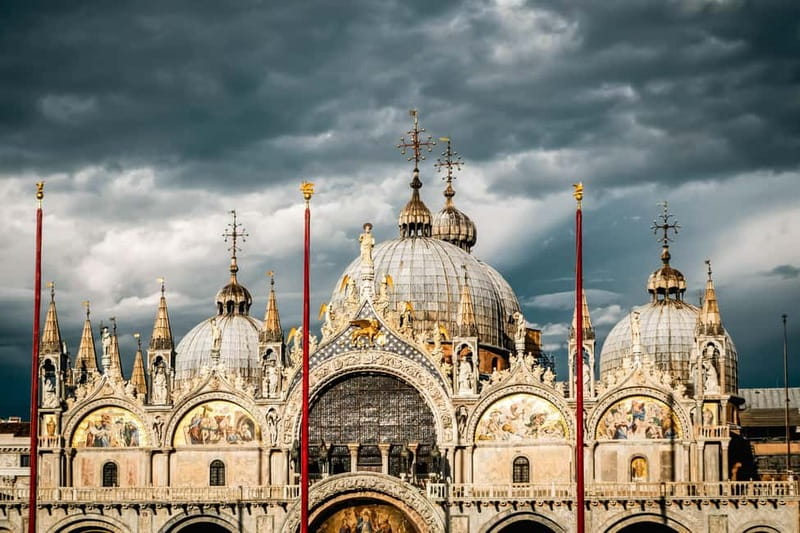 Priority Access St. Mark's Basilica Tour with Terrace Option - How the guide shapes the whole experience (and why it matters)