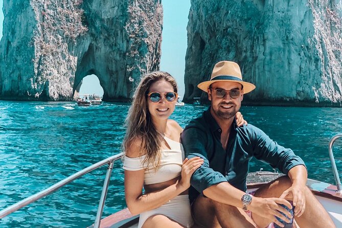 Private Boat Tour of Capri - Finding the boat at Via Cristoforo Colombo, 80076 Capri
