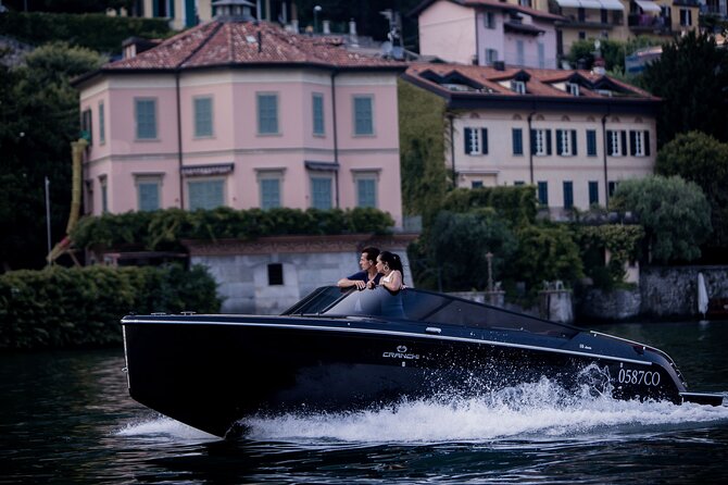 Private Boat Tour on the Lake Como - Laglio and the Clooney villa area: luxury villas you can spot from a mile away