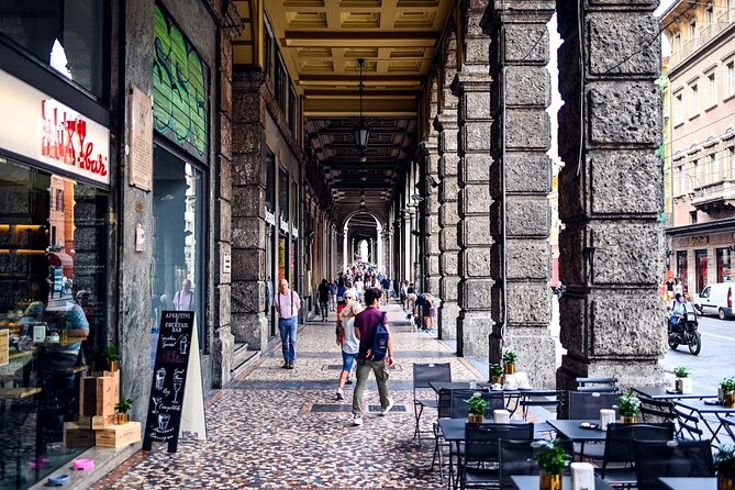 Private Bologna Food & Market Tour with 6 Tastings & Wine - Wine, espresso, and local liquor: a smart way to pace alcohol