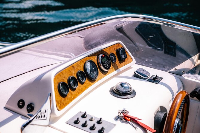 Private Cruise on Lake Como with Luxury Motorboat from 1H to 4H - Cruising Lake Como from the water, not the viewpoint crowd