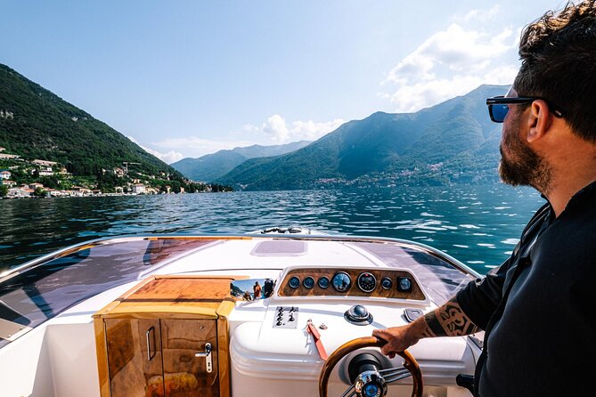 Private Cruise on Lake Como with Speedboat from 1H to 4H - Moltrasio, Carate Urio, and Laglio: private villas and a Clooney connection