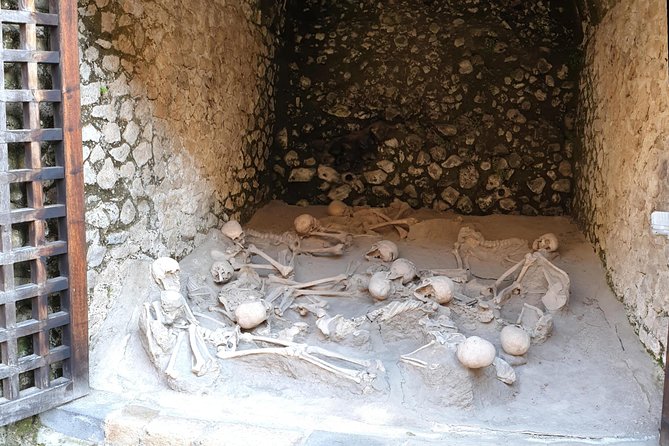 Private Day Tour to Vesuvius, Herculaneum & Pompeii with Pick Up - Vesuvius Hike: Trail #5 Il Gran Cono and What to Expect