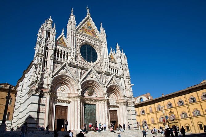 Private day trip to Siena, San Gimignano, Chianti and Pisa, from Florence - Why this Siena, San Gimignano, Chianti area, and Pisa day works from Florence