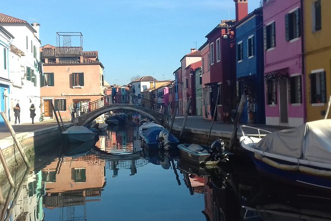 Private Excursion by Typical Venetian Motorboat to Murano, Burano and Torcello - Burano: Color Streets, Lace Culture, and Biscuit Time