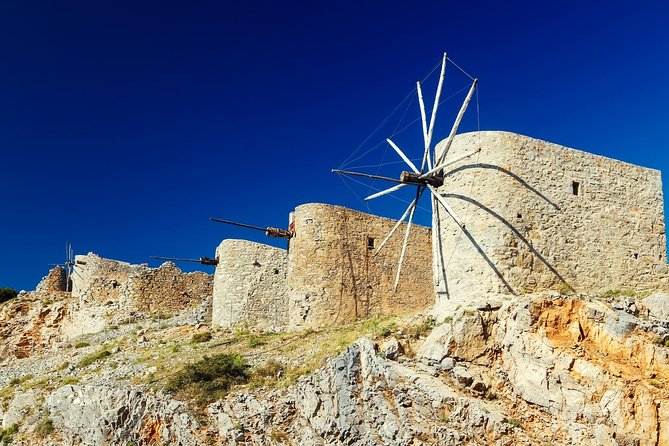 Private Full-Day Knossos-Lasithi Plateau-Cave of Zeus - Stop 1: Mochos for views and a taste of older Crete