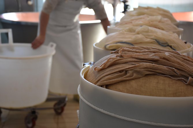 Private Full Day Parma Food Tour: Parmesan Cheese, Parma Ham, Lunch, Vinegar - Guides and the Private-Day Flow: What Makes It Feel Effortless
