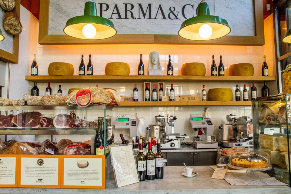Private Original Milan Food Tour on Foot - Aperitivo in a Trendy Art Bar: Spritz Time, Milan Style