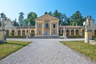 Private Prosecco , Hilltowns & Palladian Villa Tour from Venice - Small group energy, led by a driver-tour escort