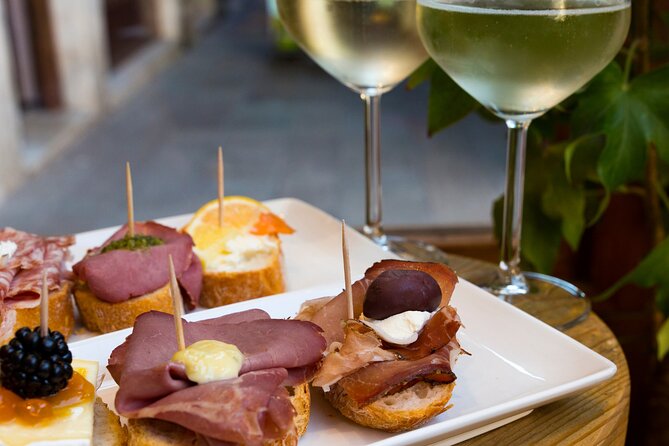 Private Secret Venice Tour; Rialto Market, San Polo & Food and Wine tasting - The finish: ending back near Rialto, with less stress than you’d expect
