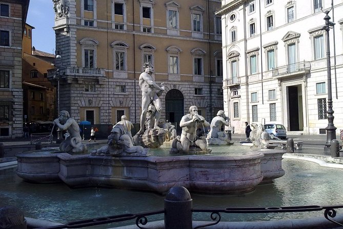 Private Sightseeing Tour of Rome and Vatican Museums with Your Driver - Spanish Steps and Trevi Fountain: the stops you must do, with real crowd reality