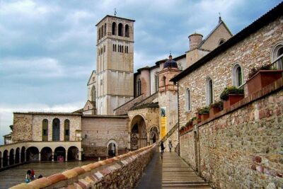 Private St. Francis Basilica of Assisi and City Walking Tour - Chiesa Nuova and Francis’ birthplace site