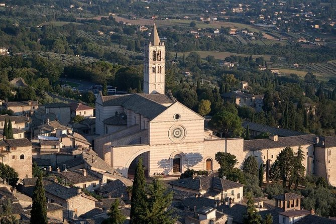 Private St. Francis Basilica of Assisi and City Walking Tour - Price and logistics: does $145.12 feel fair?